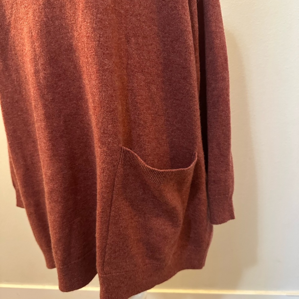 Garnet Hill cashmere sweater - Picture 2 of 6